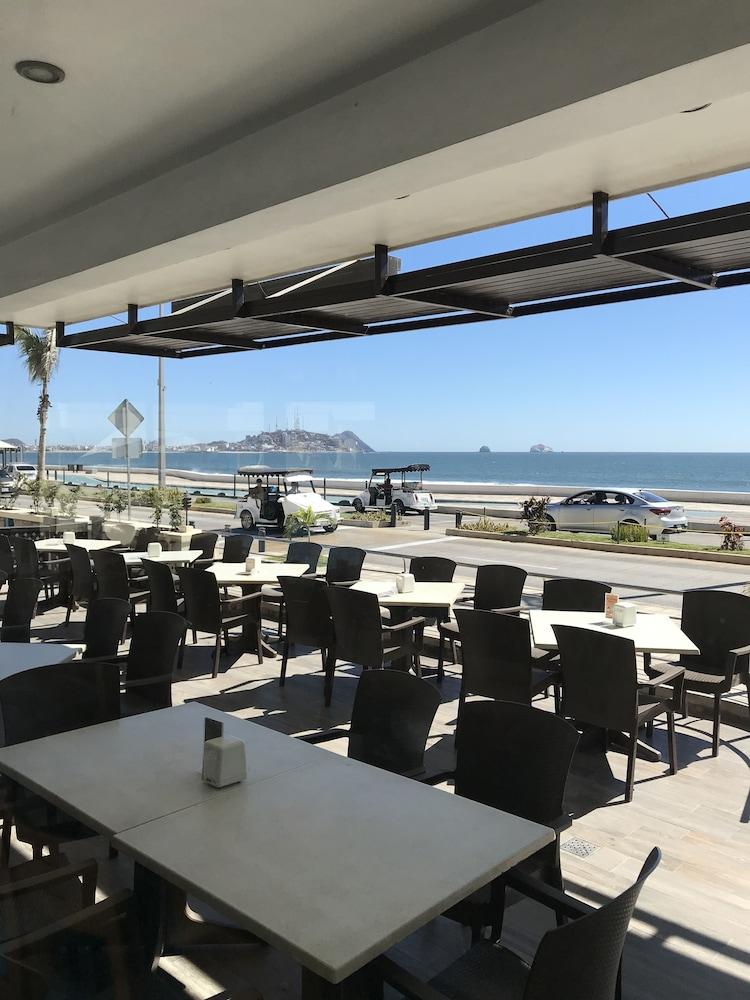 Olas Altas Inn Hotel & Spa Mazatlan Exterior photo